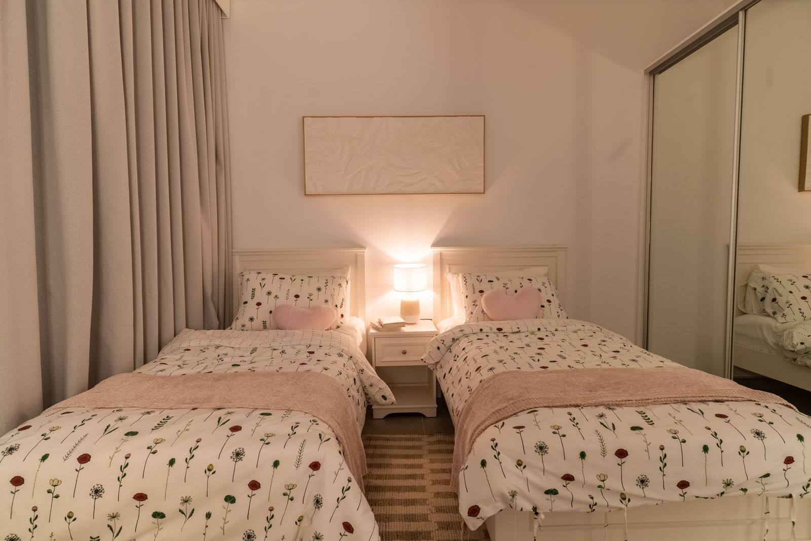 Al Alyaa show apartment children's bedroom